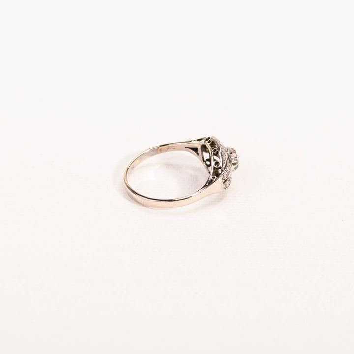 La Marquise de B-Bague octogonale Art Déco diamants or et platine-vue de profil