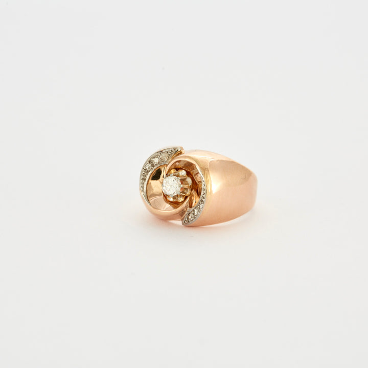 La Marquise de B-Bague Tourbillon diamants et or rose-vue de profil