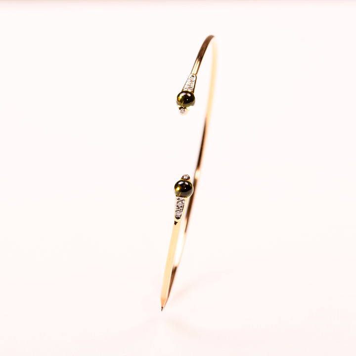 La Marquise de B-Bracelet jonc or Pomellato M'ama non m'ama diamants péridots-vue profil