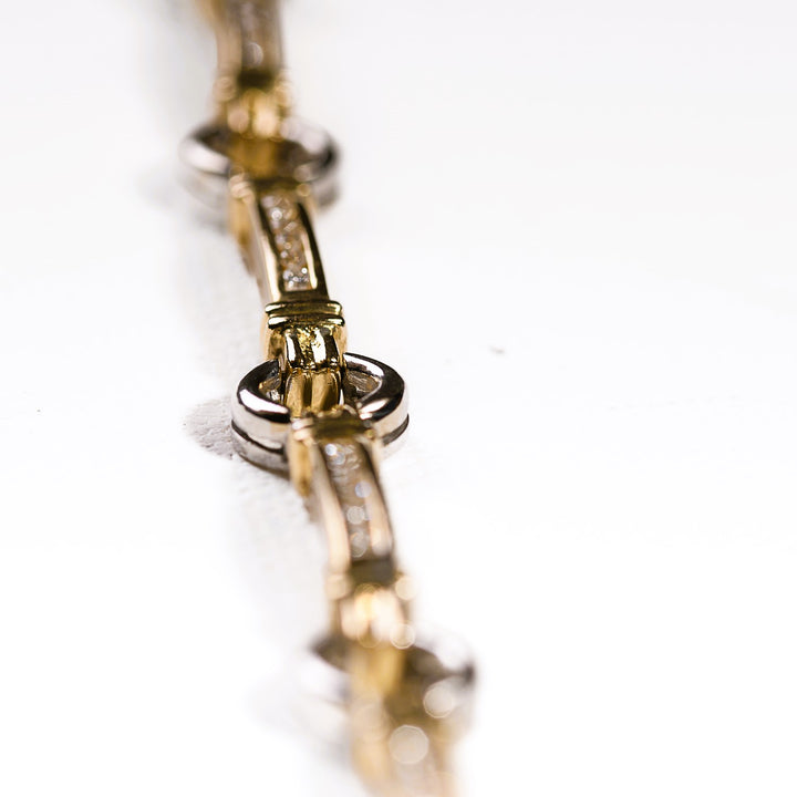 La Marquise de B-Bracelet souple à maillons pavés diamants en or deux tons-zoom maillon rond