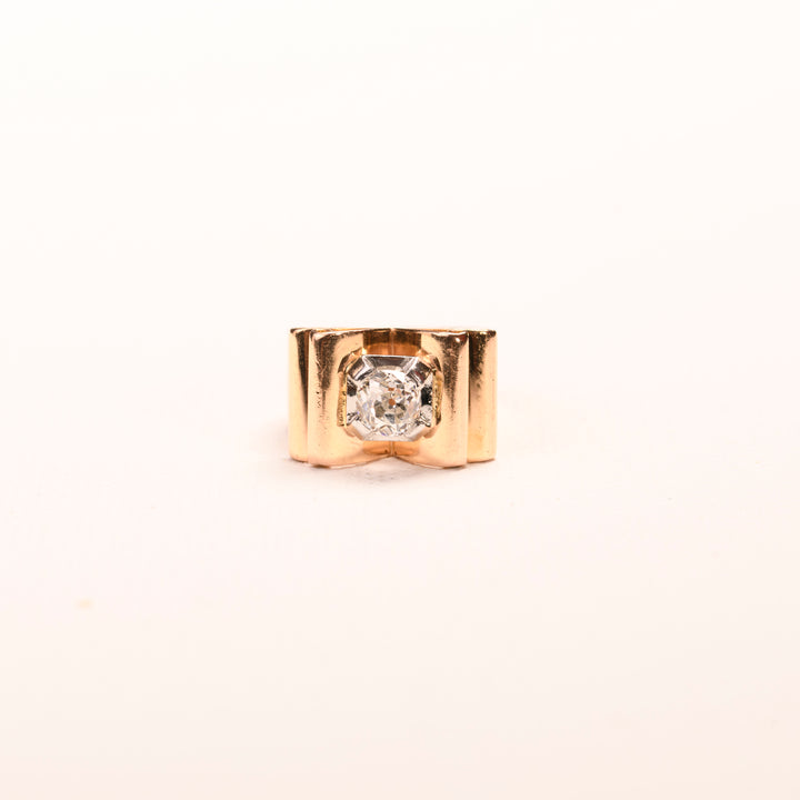 La Marquise de B-Bague Tank diamant solitaire en or rose et platine-bague vue de face à plat