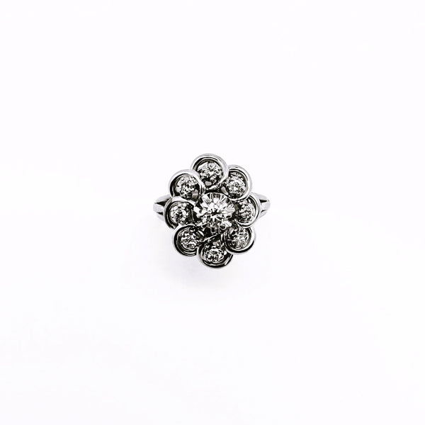 La Marquise de B-Bague marguerite diamants en or blanc-vue de face