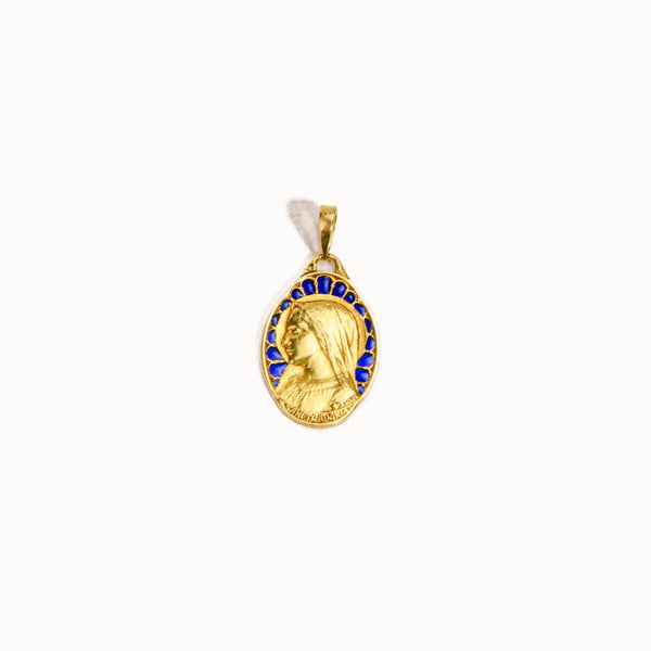 La Marquise de B-Médaille Vierge Marie en or et émail plique-à-jour signée Dropsy-vue de face à plat
