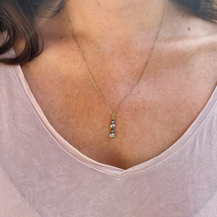 La Marquise de B-Pendentif diamants en or jaune et argent-pendentif porté