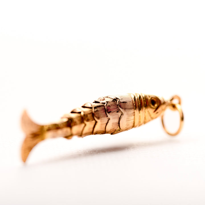 La Marquise de B-Pendentif poisson articulé en or jaune-vue de profil